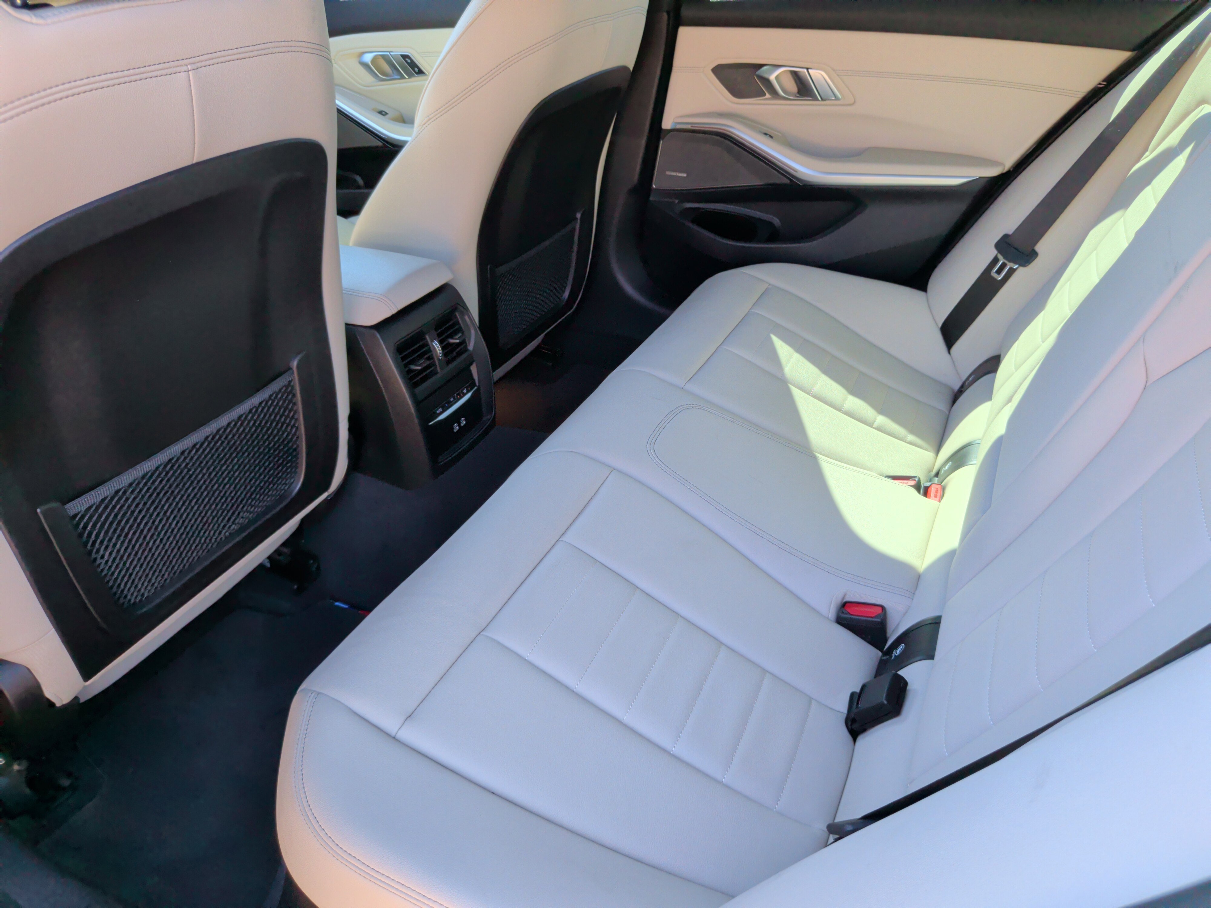 Used 2021 BMW M340i w/ Executive Package image 38