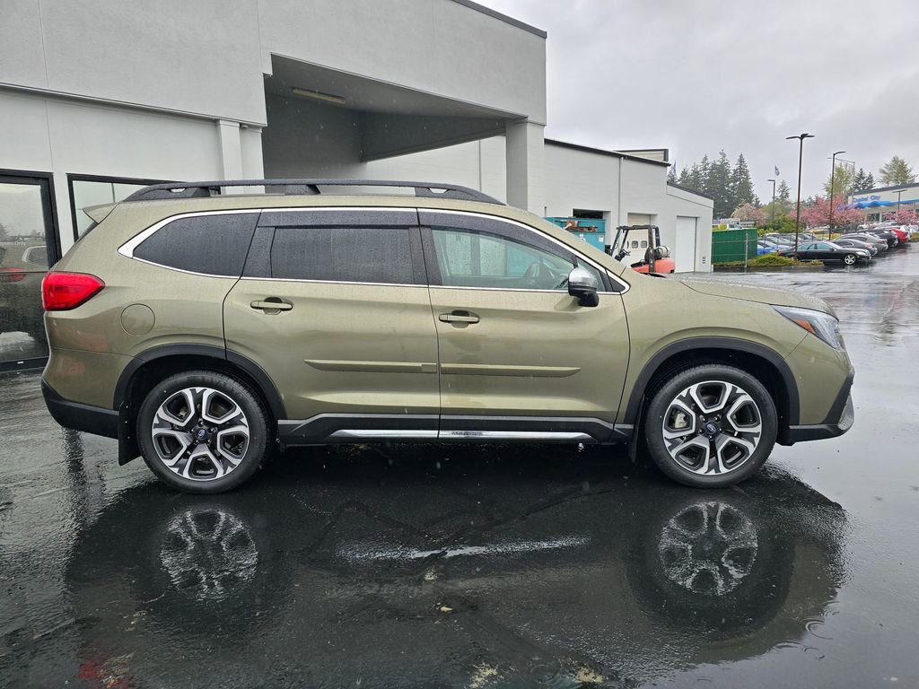 Certified 2023 Subaru Ascent Limited w/ Technology Package AWD/4WD image 3