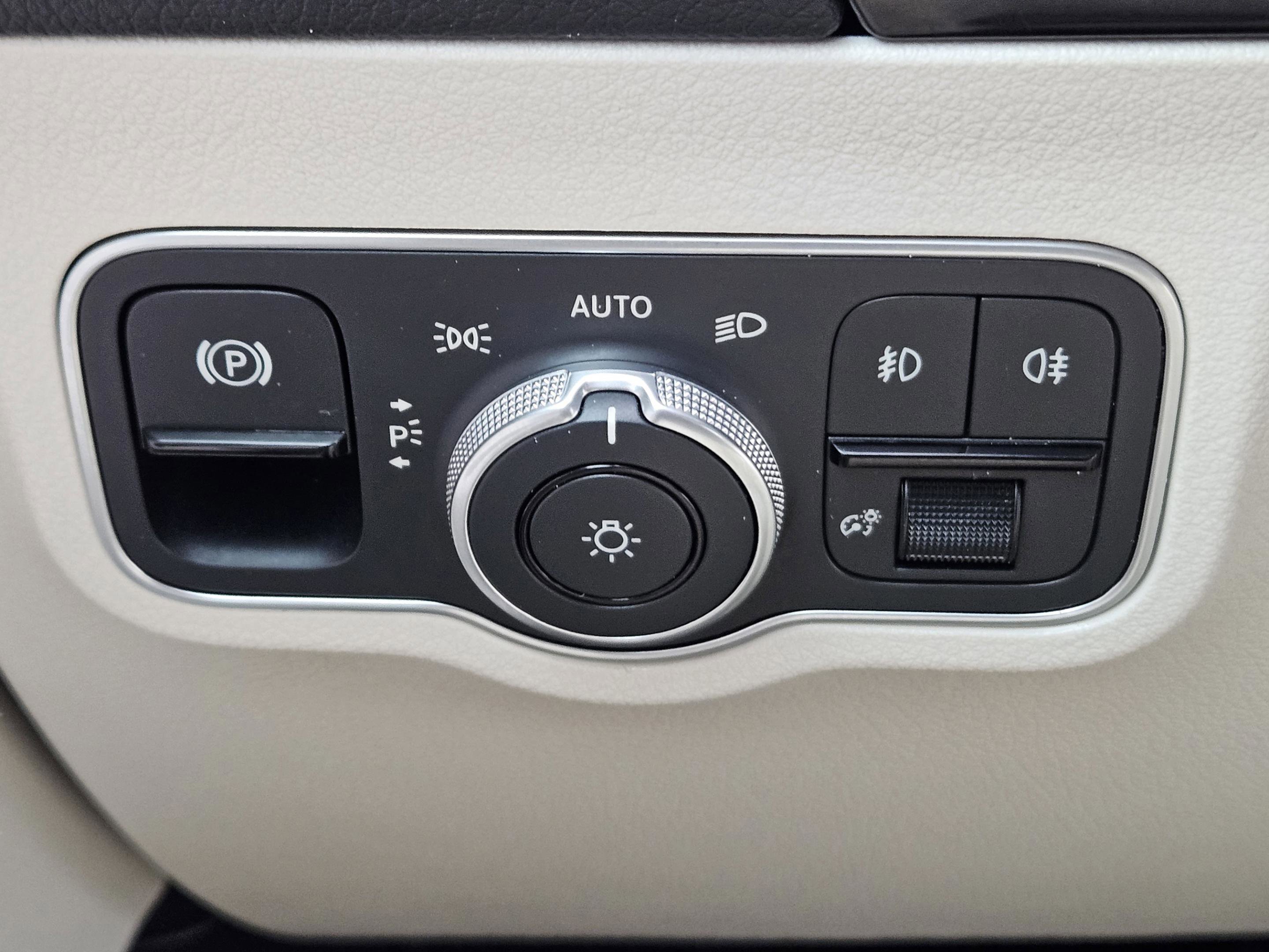 Certified 2026 Mercedes-Benz GLA 250 image 15