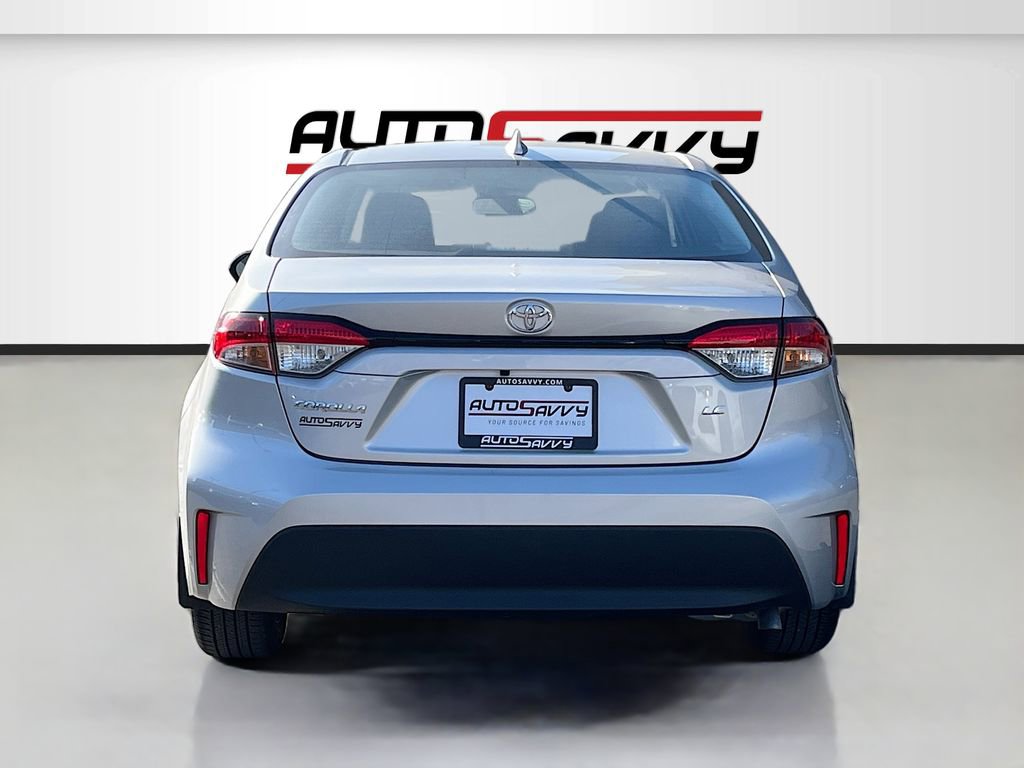 Used 2025 Toyota Corolla LE image 6