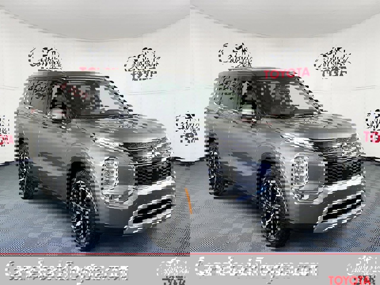 Used 2024 Mitsubishi Outlander SE