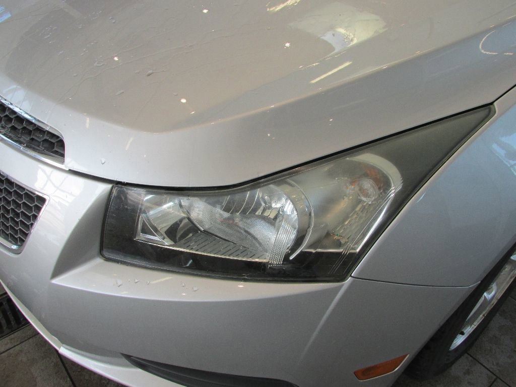 Used 2013 Chevrolet Cruze LT image 12