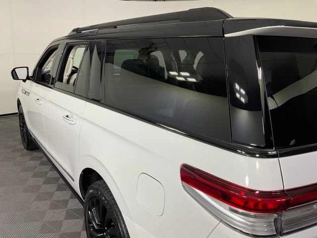 Used 2022 Lincoln Navigator L Black Label AWD/4WD image 34