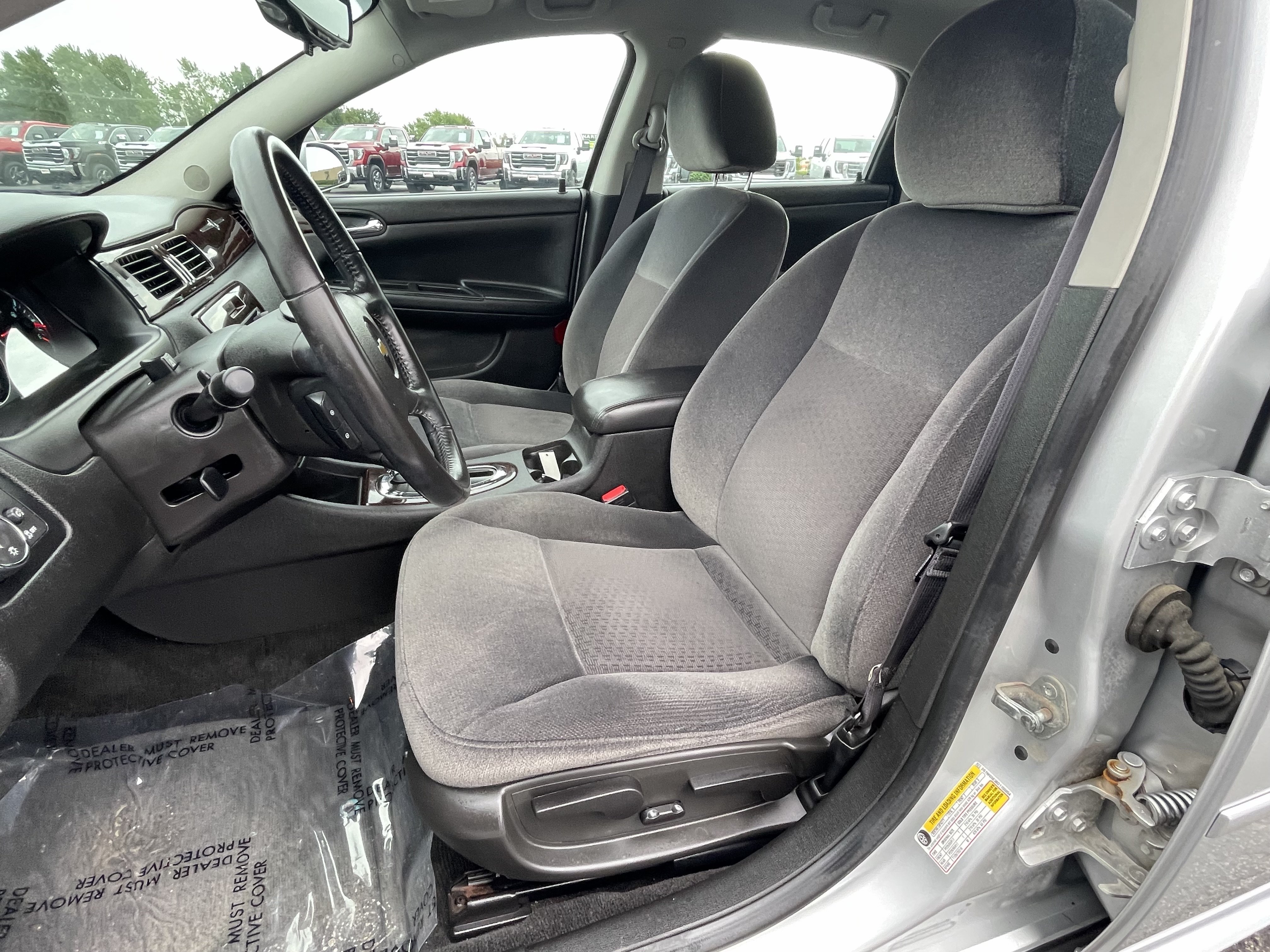 Used 2013 Chevrolet Impala LT FWD image 11
