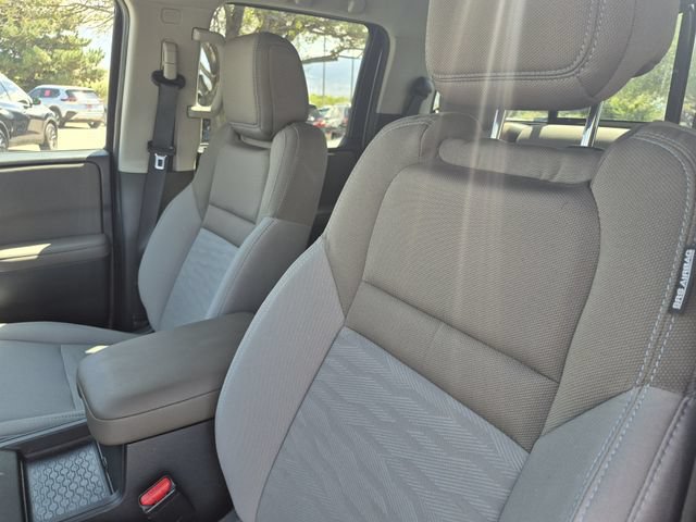 Certified 2024 Nissan Frontier SV w/ SV Convenience Package AWD/4WD image 18