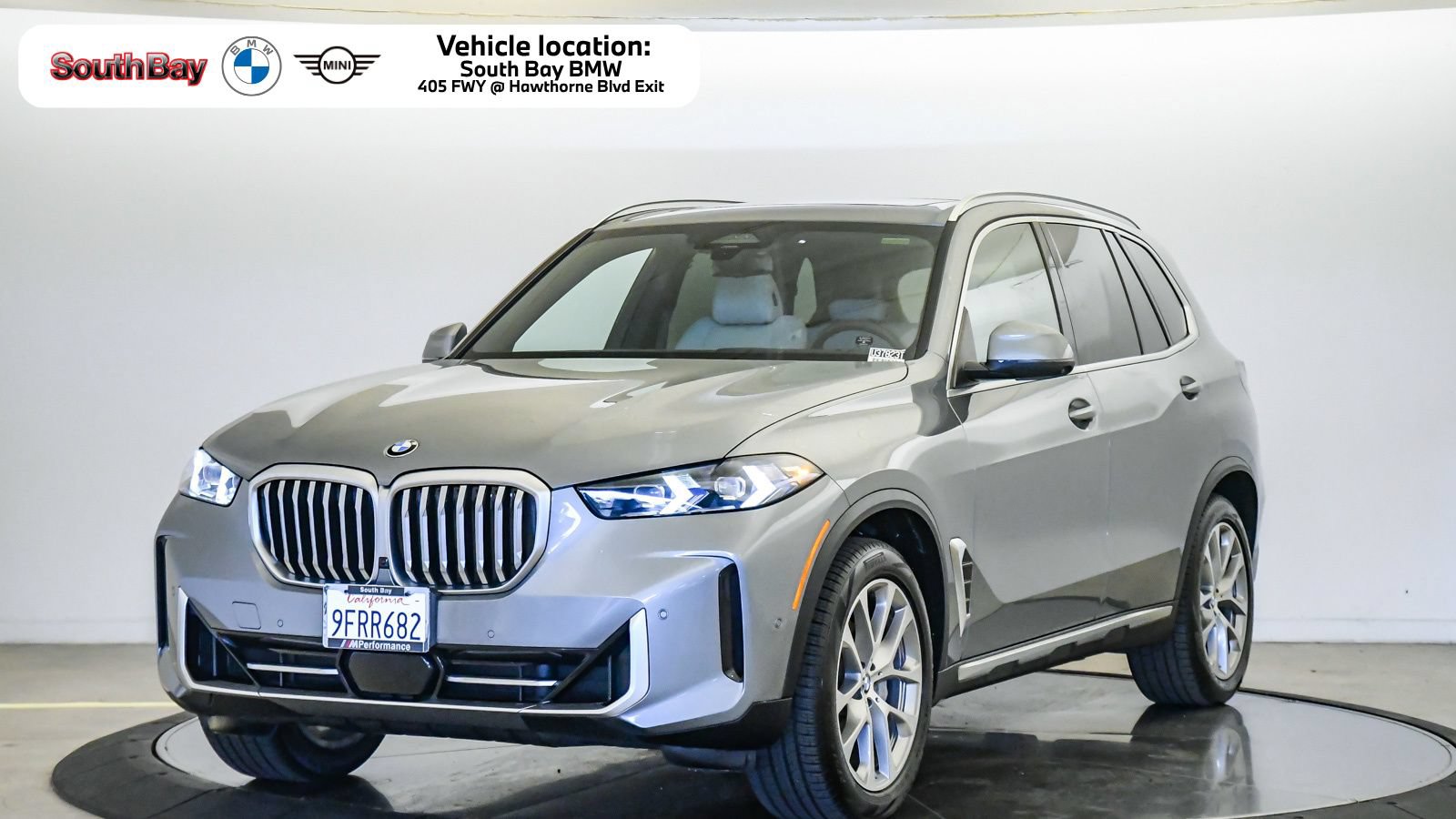 Certified 2024 BMW X5 xDrive40i w/ Premium Package AWD/4WD image 1