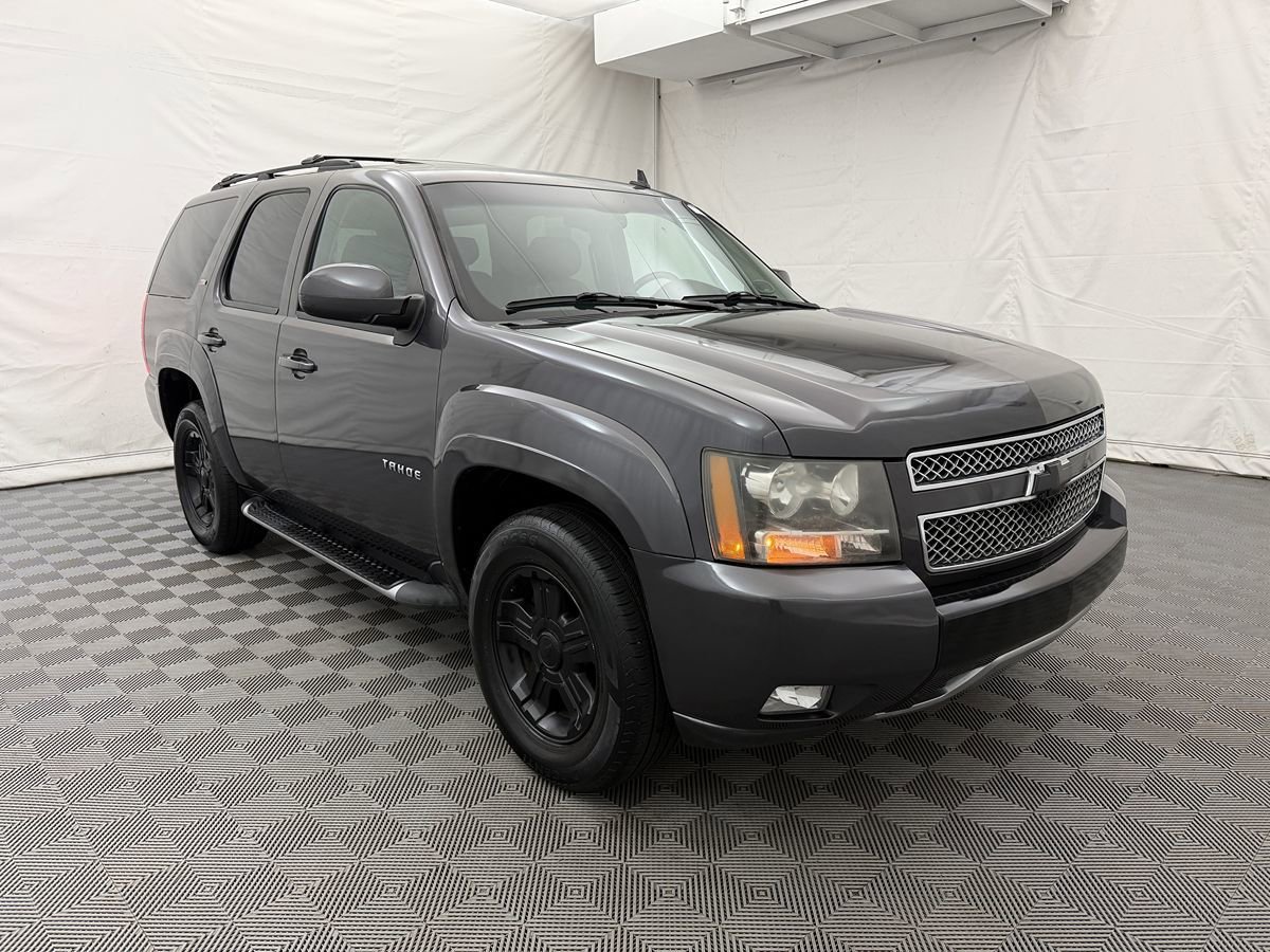 Used 2010 Chevrolet Tahoe LT w/ Luxury Package RWD image 4