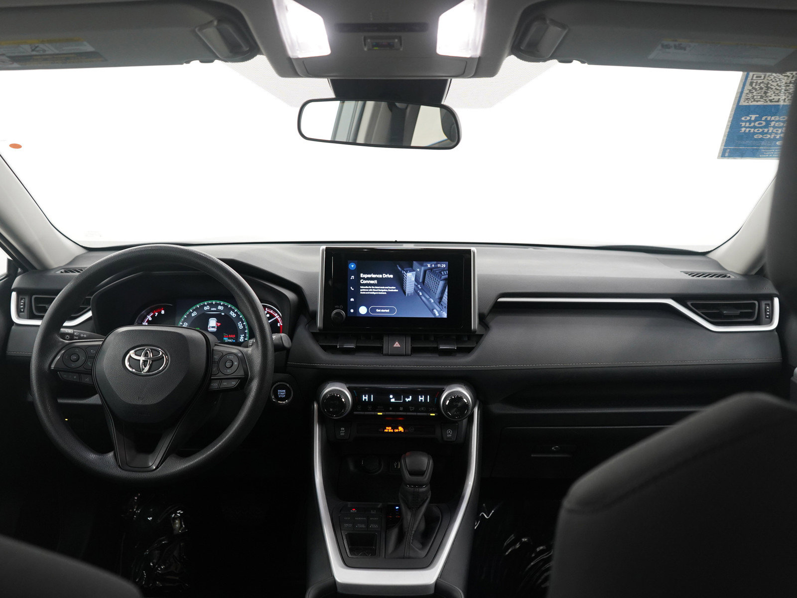 Used 2024 Toyota RAV4 XLE AWD/4WD image 15