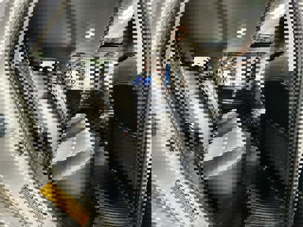 Used 2021 Toyota 4Runner SR5 Premium image 21