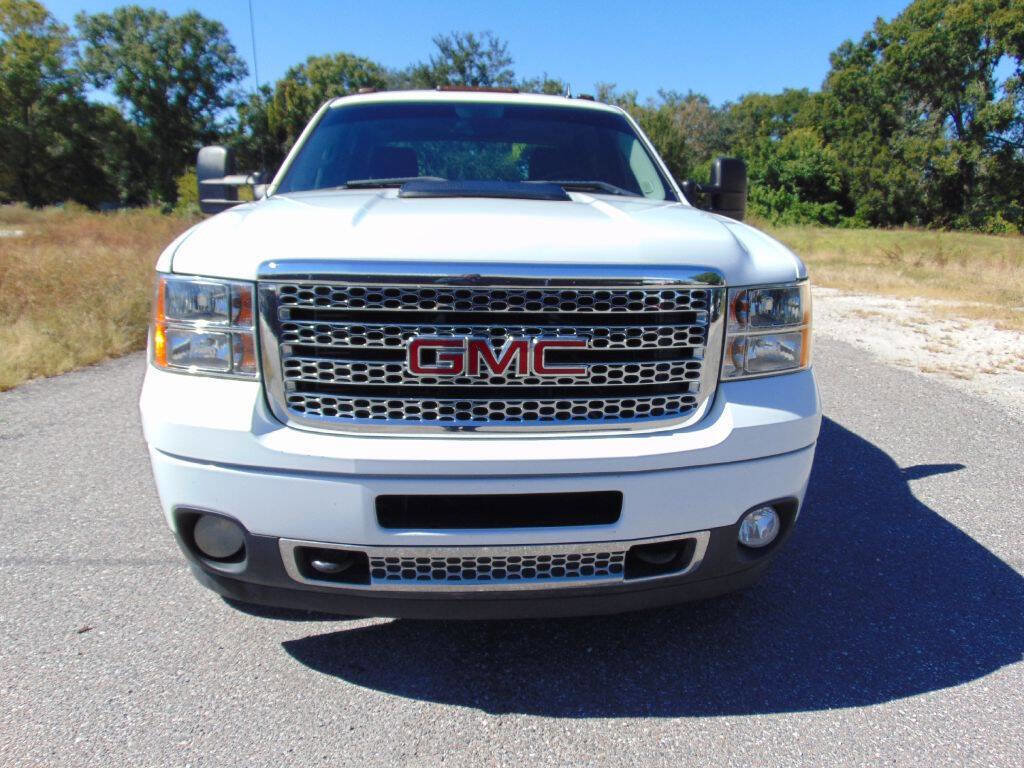 Used 2013 GMC Sierra 3500 Denali image 3