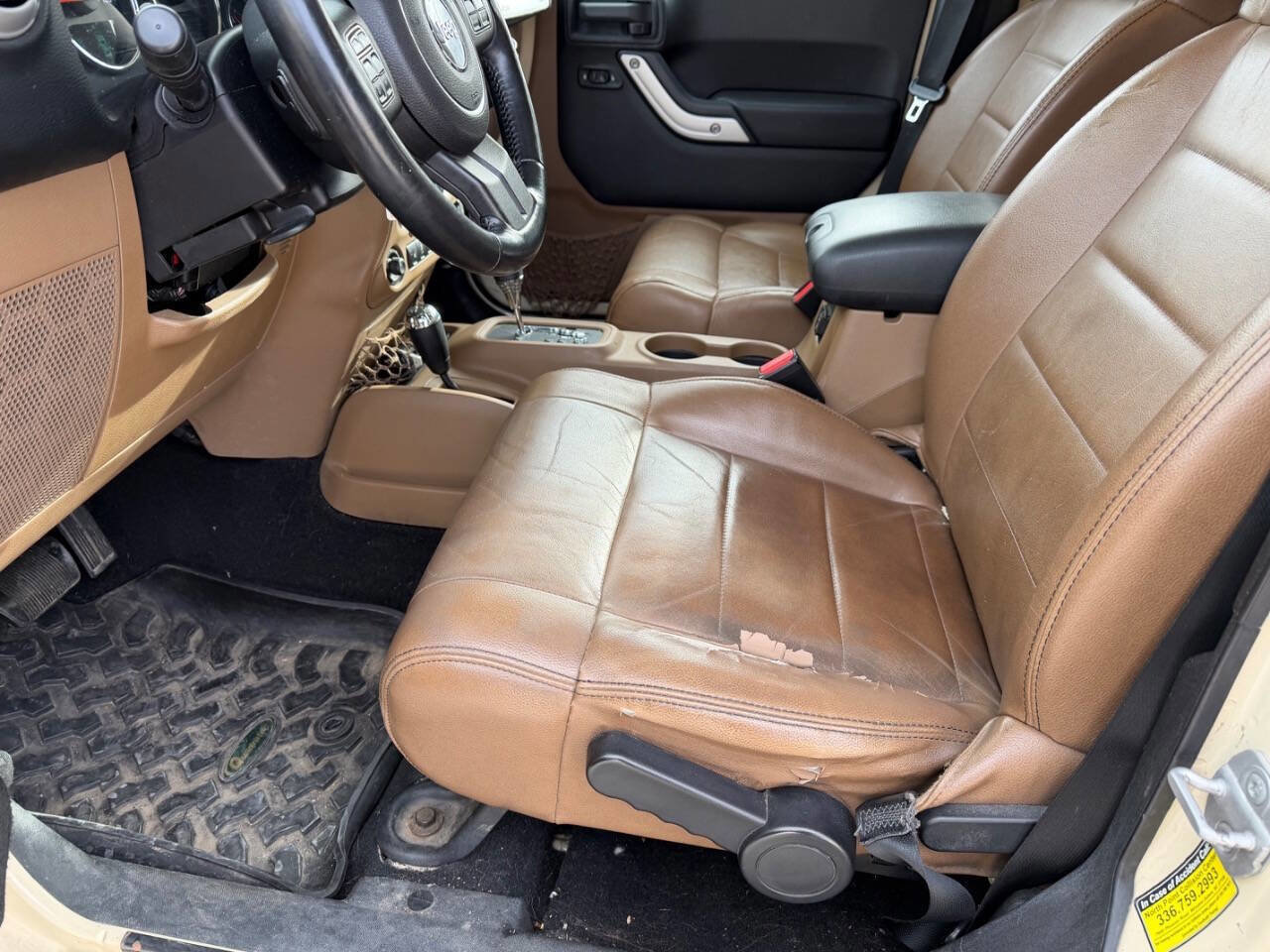 Used 2012 Jeep Wrangler Unlimited Sahara w/ Connectivity Group image 14