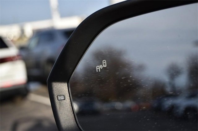 Used 2023 Volkswagen Atlas SE image 10