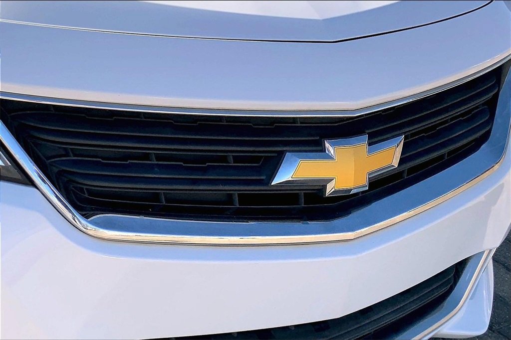 Used 2014 Chevrolet Impala LS w/ LS Convenience Package image 29