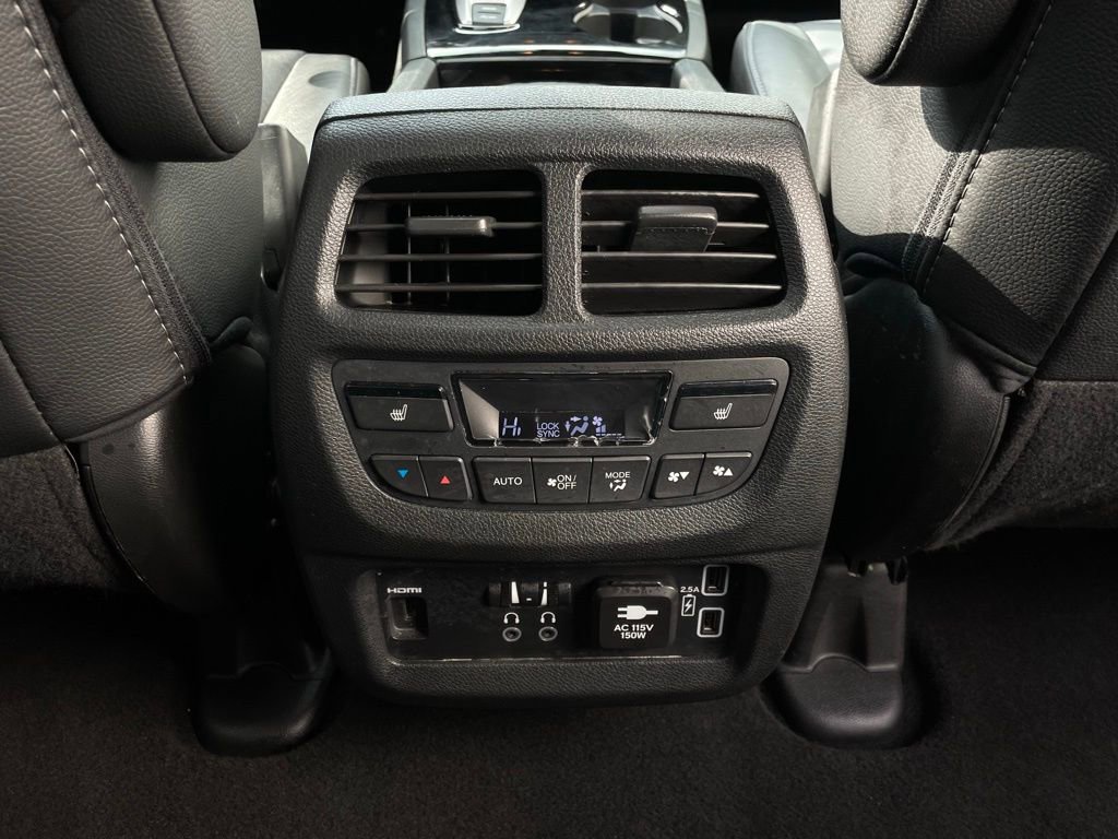 Certified 2022 Honda Pilot Touring image 38