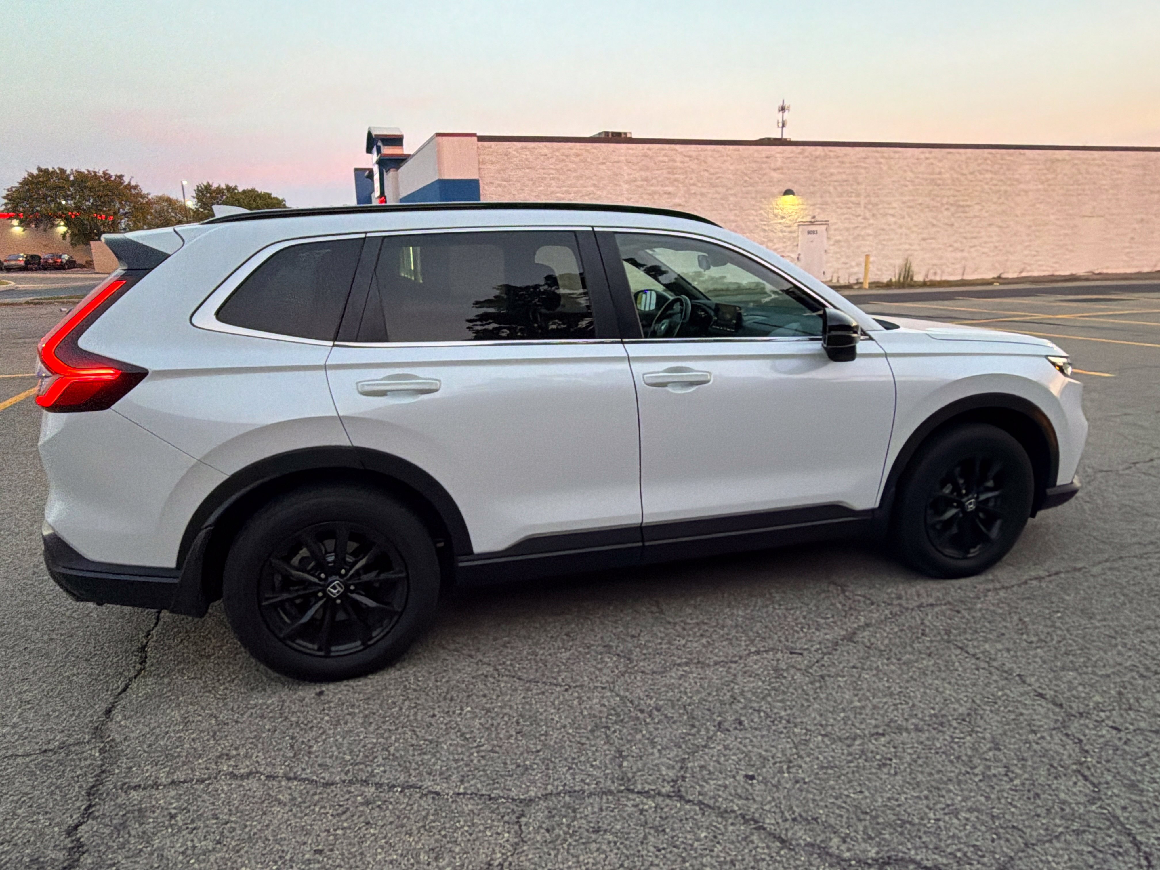 Used 2024 Honda CR-V Sport image 13