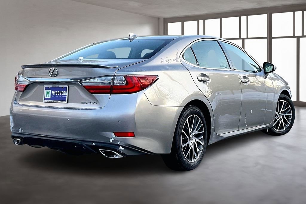 Used 2016 Lexus ES 350 w/ Navigation System Package image 6