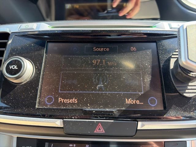 Used 2013 Honda Accord EX-L image 27