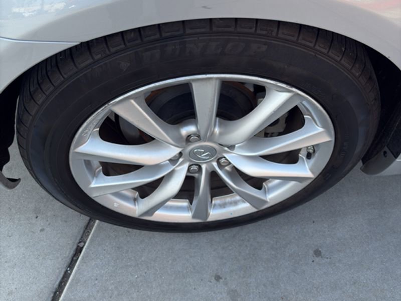 Used 2015 INFINITI Q60 Journey w/ Premium Package image 19