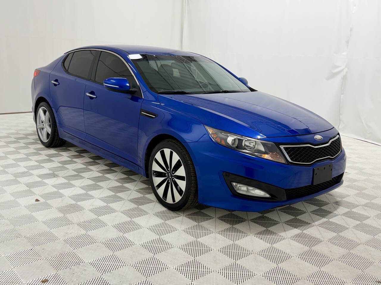 Used 2013 Kia Optima SX image 2