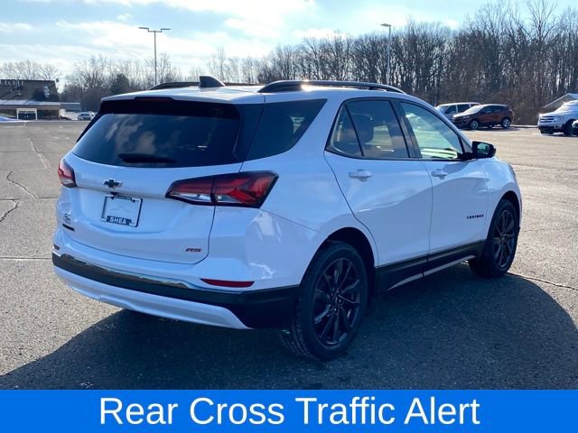 Certified 2023 Chevrolet Equinox RS w/ LPO, Floor Liner Package image 4