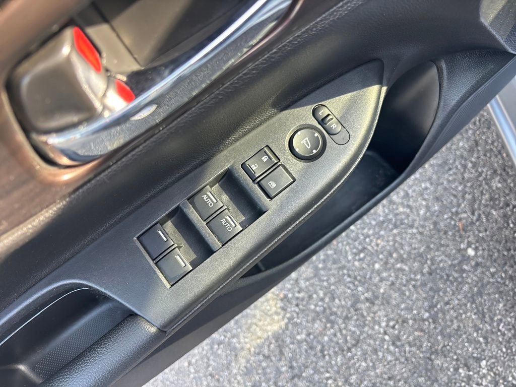 Used 2016 Honda Accord EX-L image 19