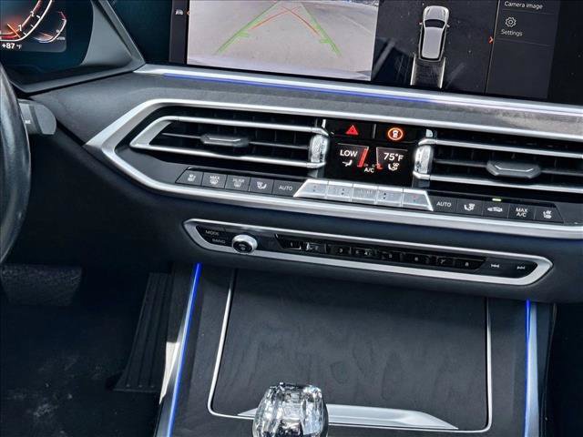 Used 2020 BMW X7 xDrive40i w/ Premium Package AWD/4WD image 15