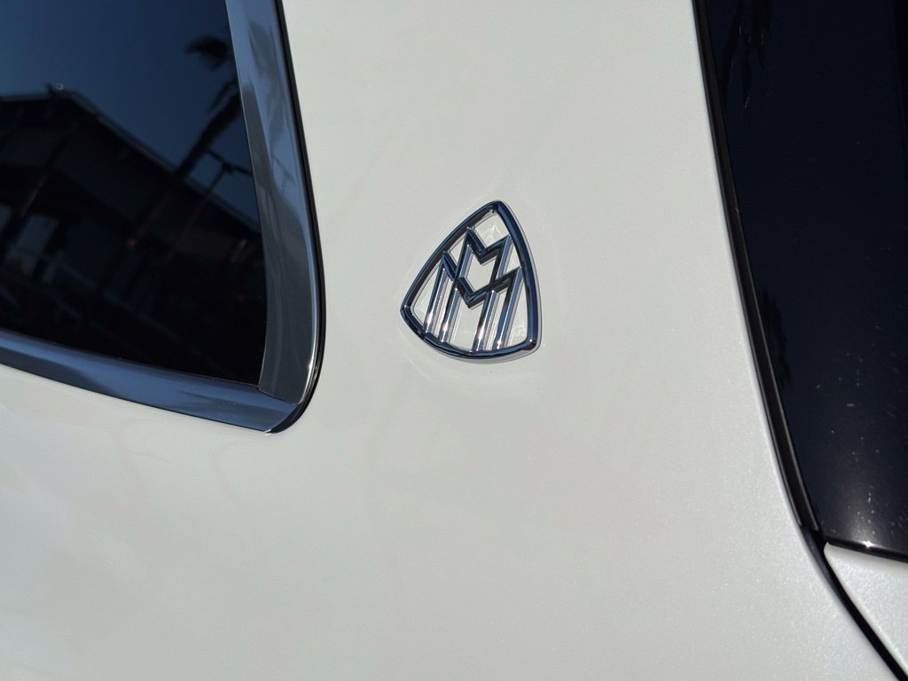 Used 2024 Mercedes-Benz Maybach GLS 600 4MATIC image 11