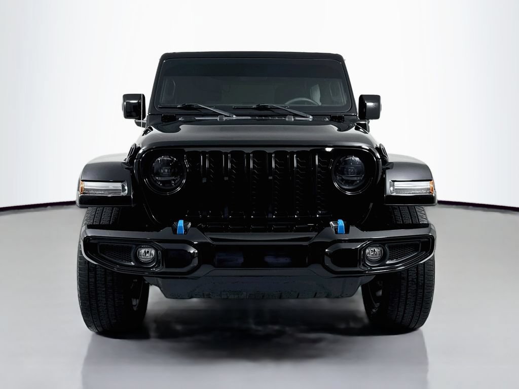 Used 2023 Jeep Wrangler Unlimited Sahara AWD/4WD image 2