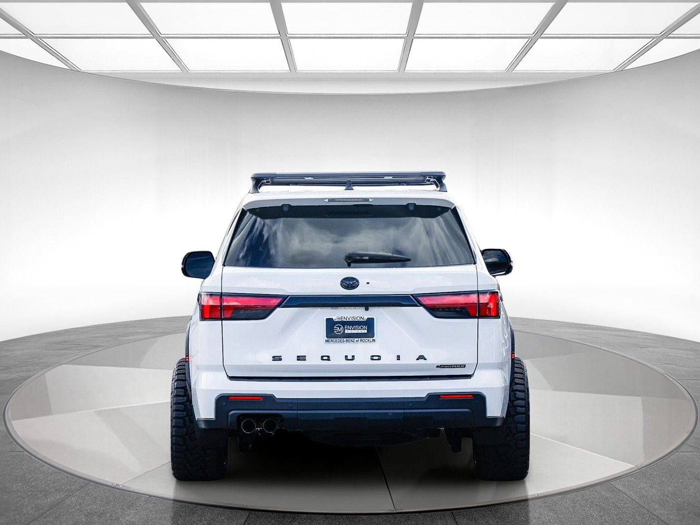 Used 2025 Toyota Sequoia TRD Pro AWD/4WD image 3