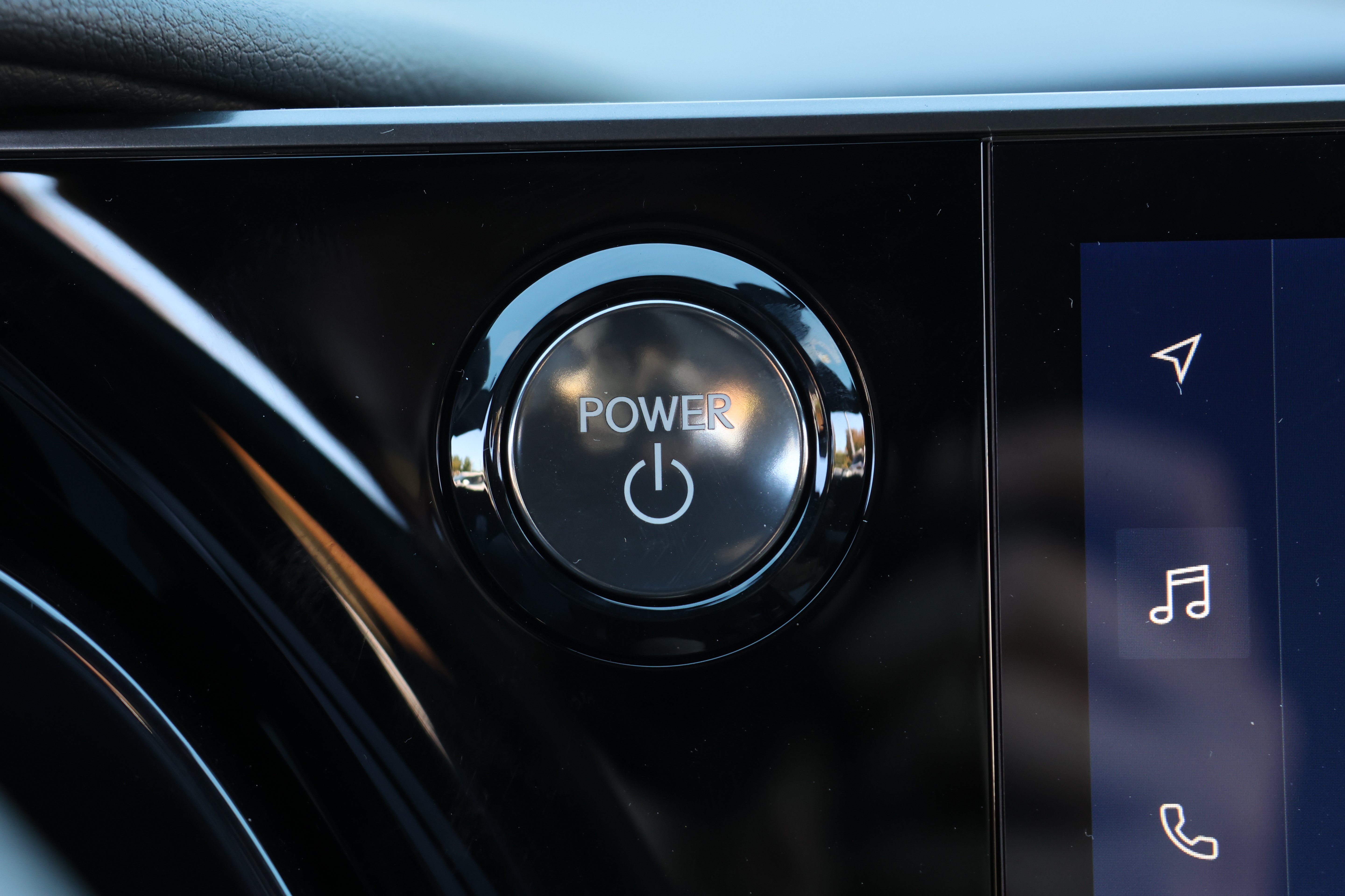 New 2026 Lexus TX 500h AWD image 17