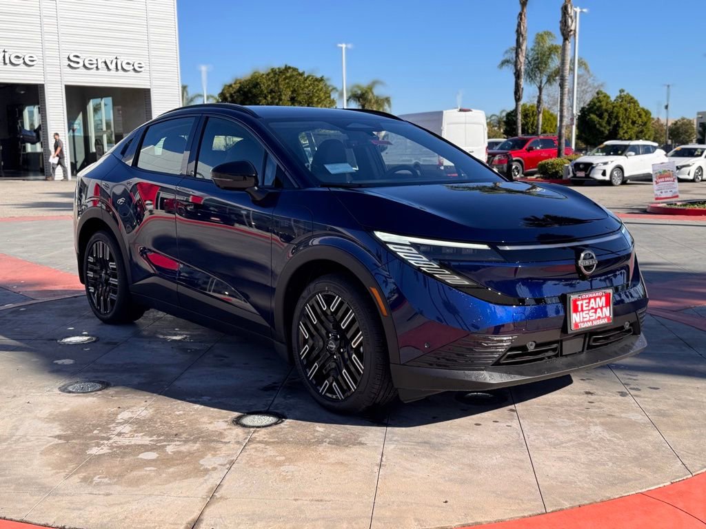 New 2026 Nissan Leaf Platinum+ image 2