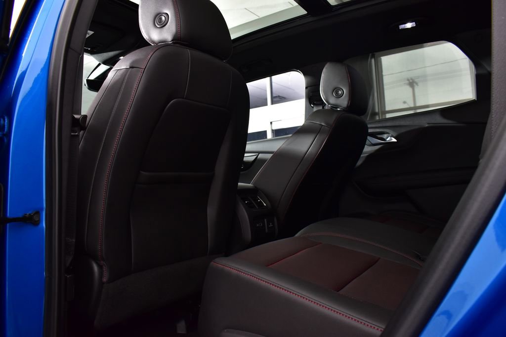 Used 2021 Chevrolet Blazer RS w/ Enhanced Convenience Package image 17