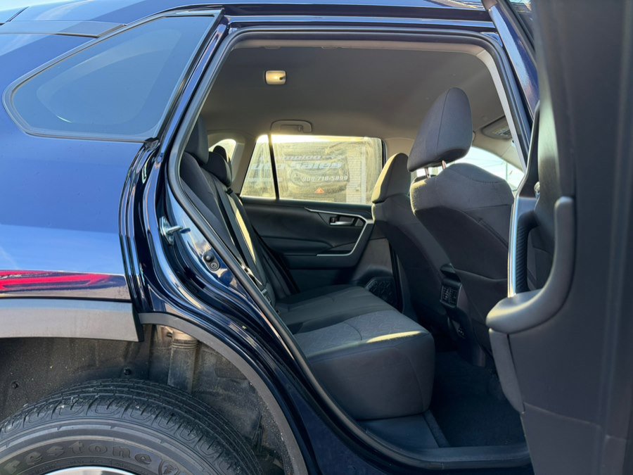 Used 2024 Toyota RAV4 XLE image 22