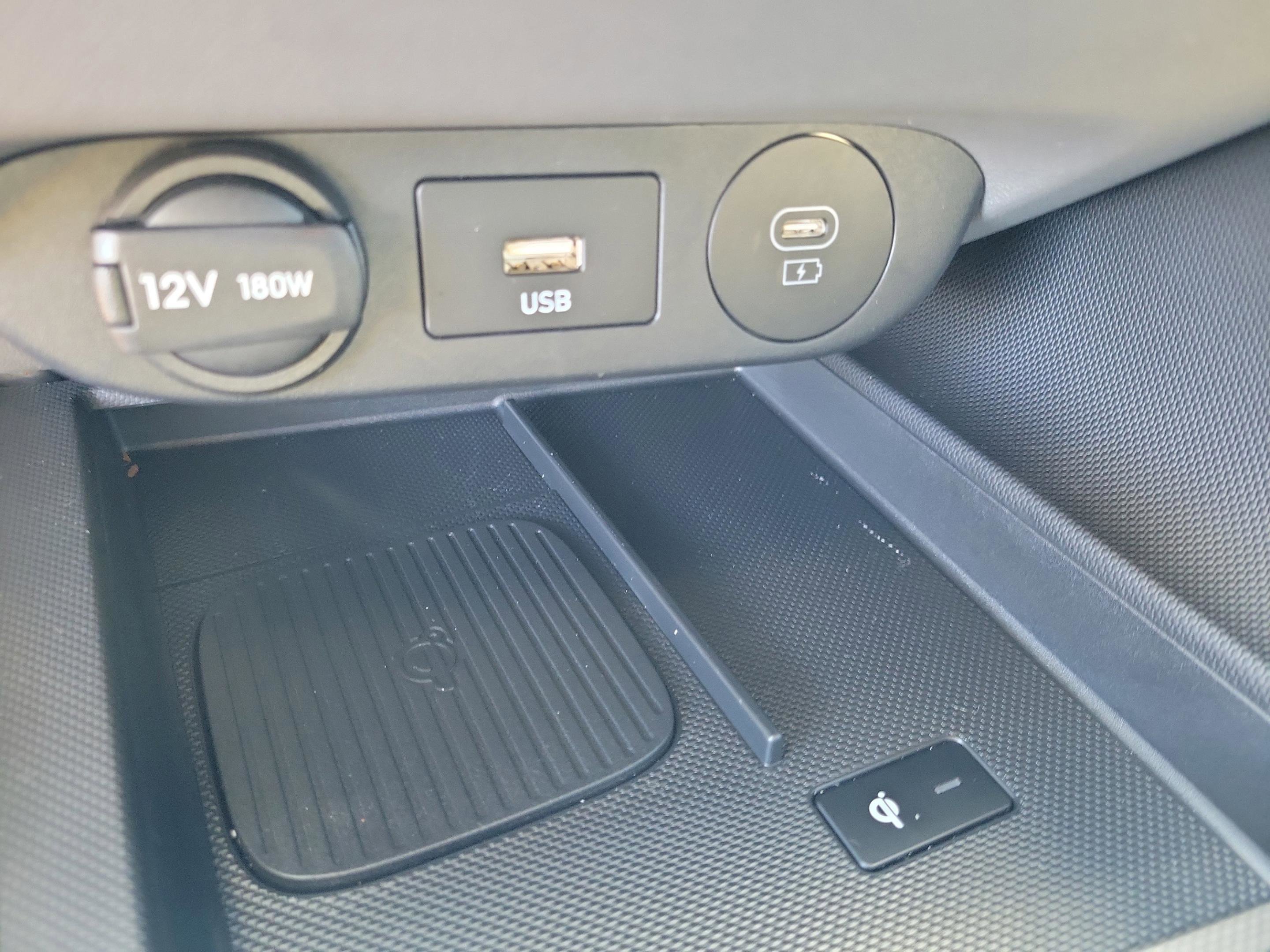 Certified 2025 Hyundai Elantra Sport w/ Cargo Package image 28