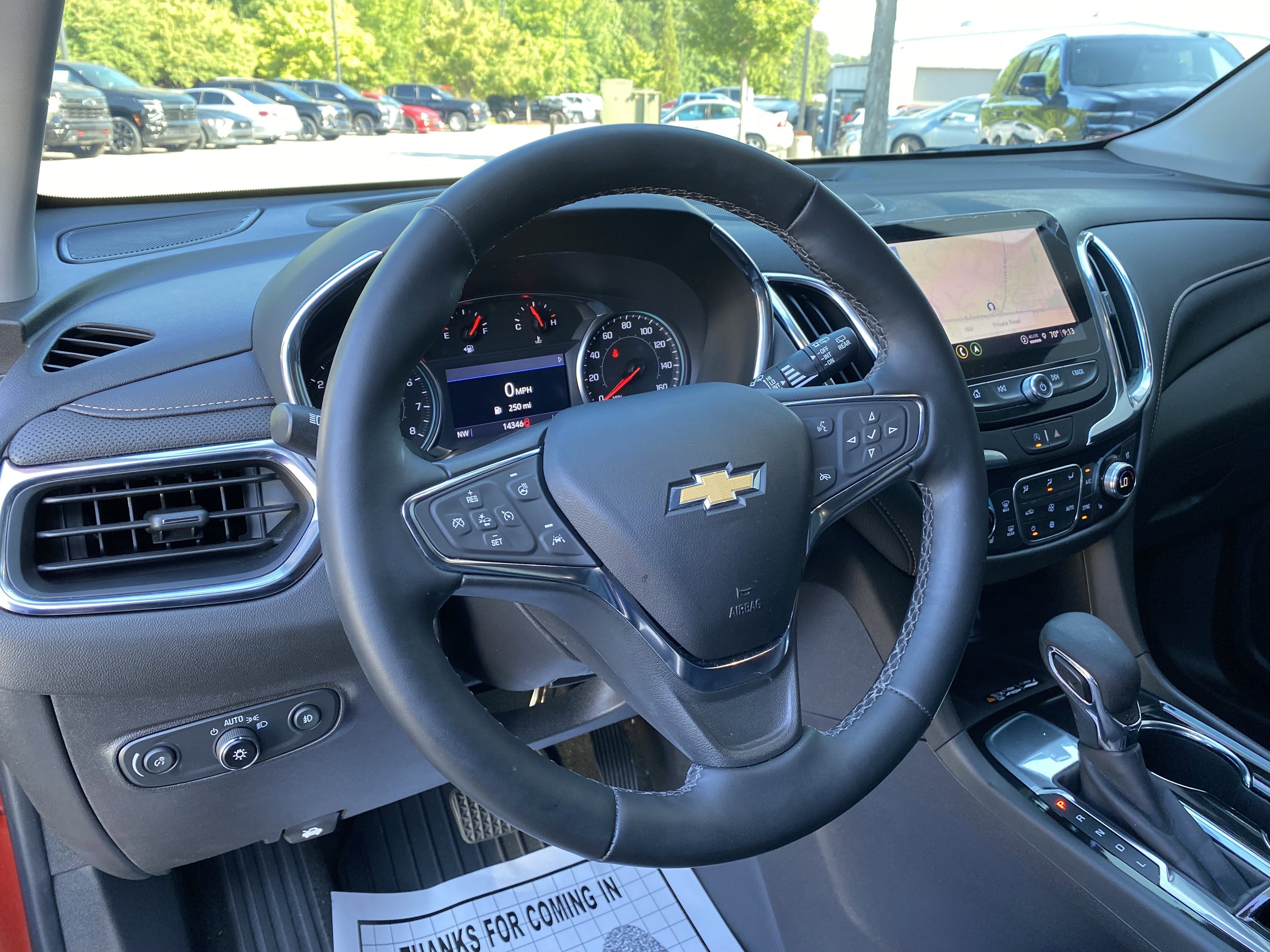 Used 2023 Chevrolet Equinox Premier FWD image 17