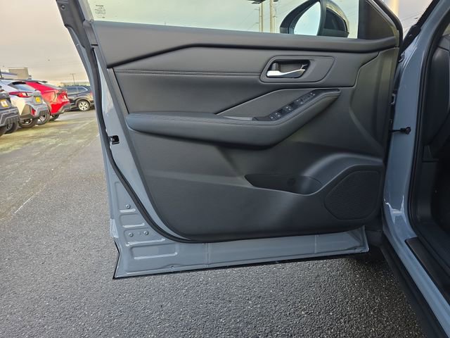 New 2026 Nissan Rogue SV image 18