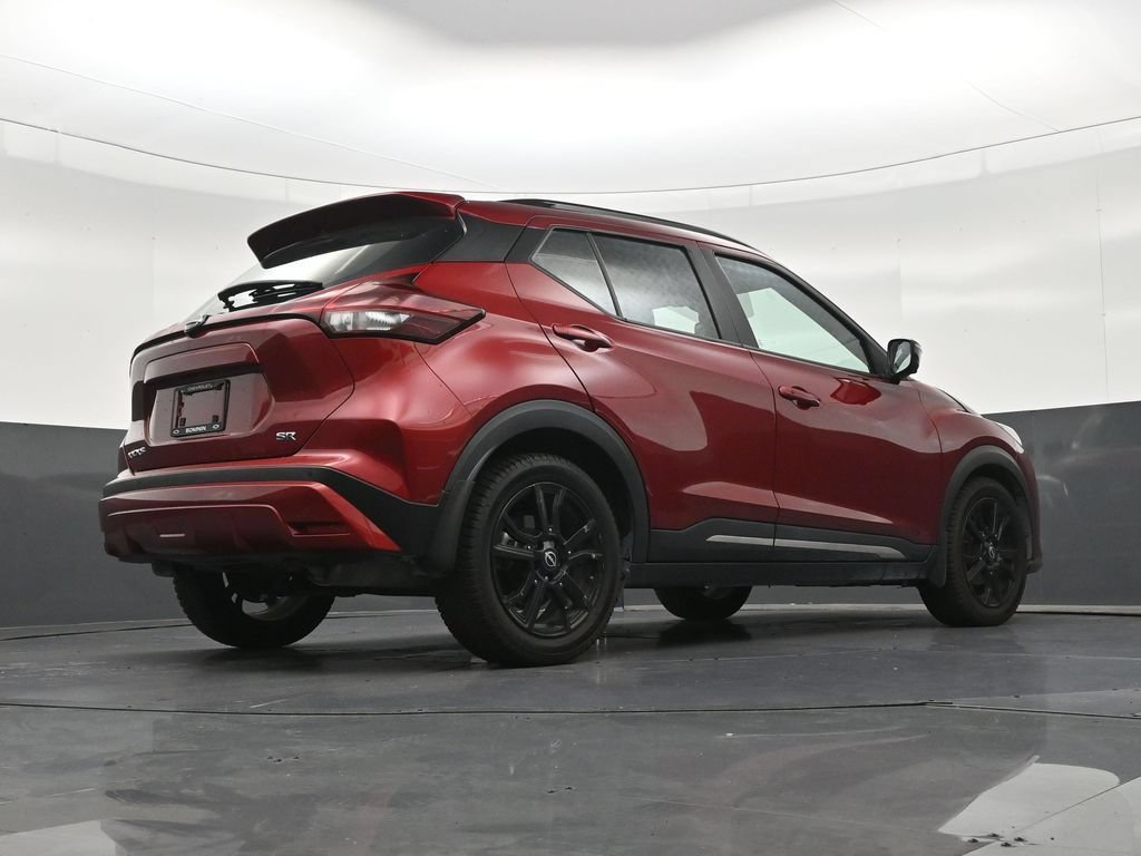 Used 2023 Nissan Kicks SR w/ SR Premium Package FWD image 27