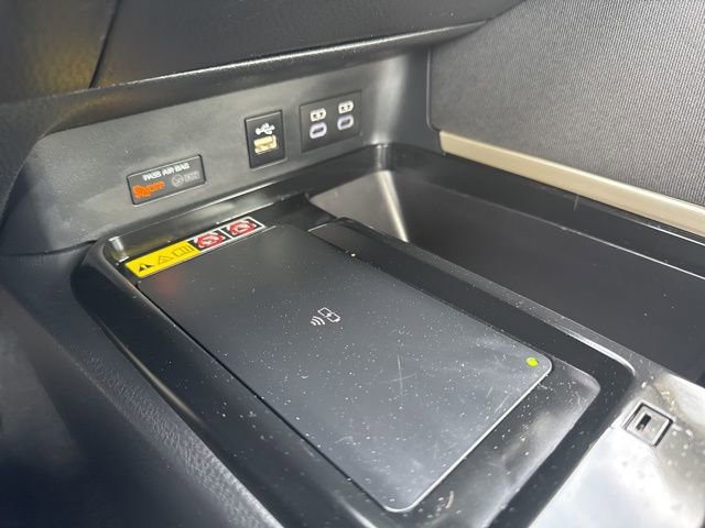 Used 2025 Toyota Camry LE image 18