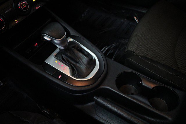 Used 2022 Kia Forte LXS image 16