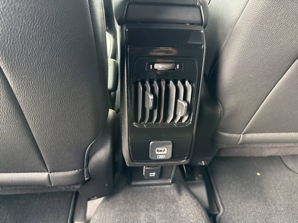 Certified 2024 Jeep Compass Limited image 21