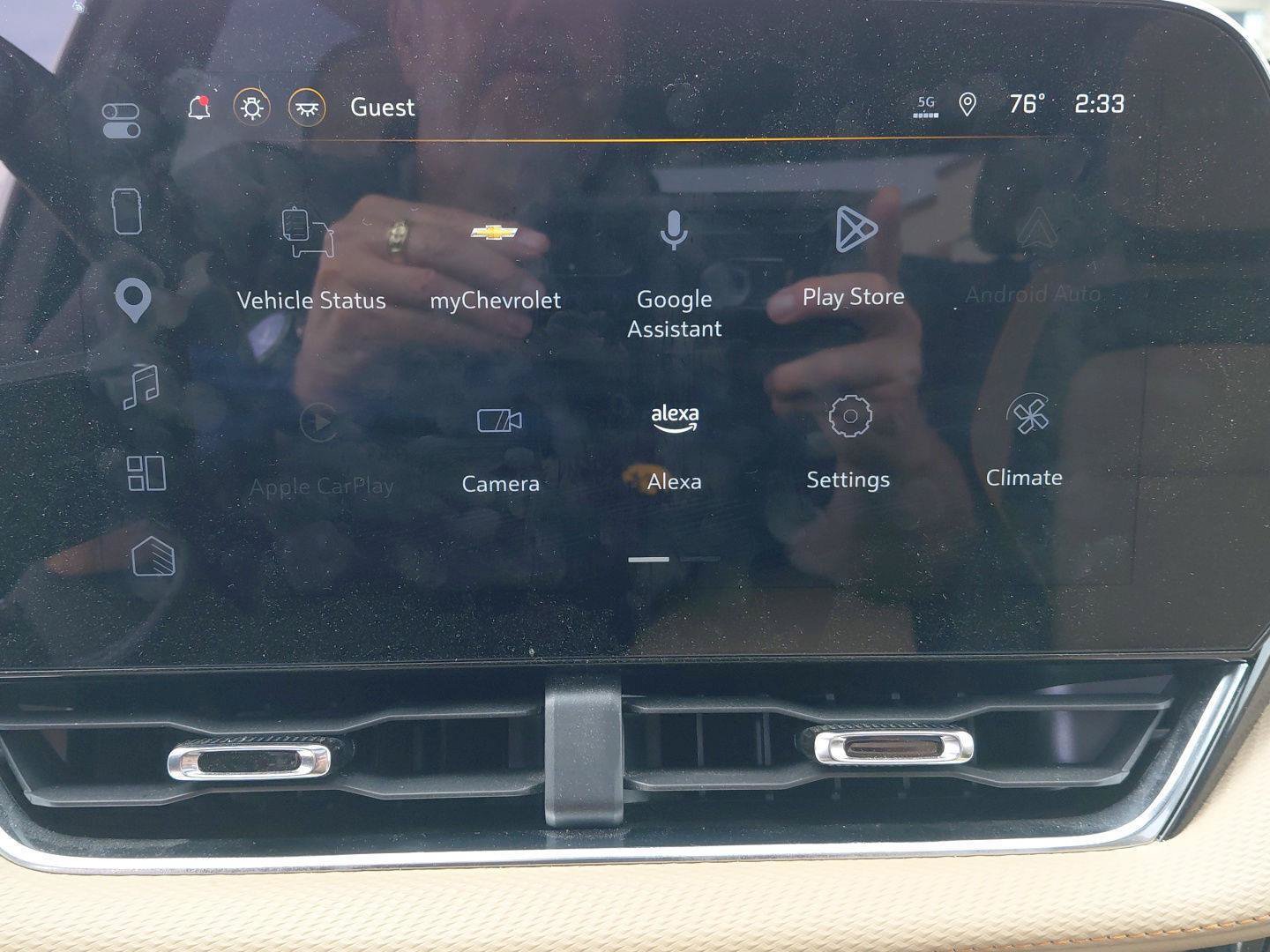 Used 2025 Chevrolet Equinox ACTIV w/ Safety and Technology Package AWD/4WD image 33
