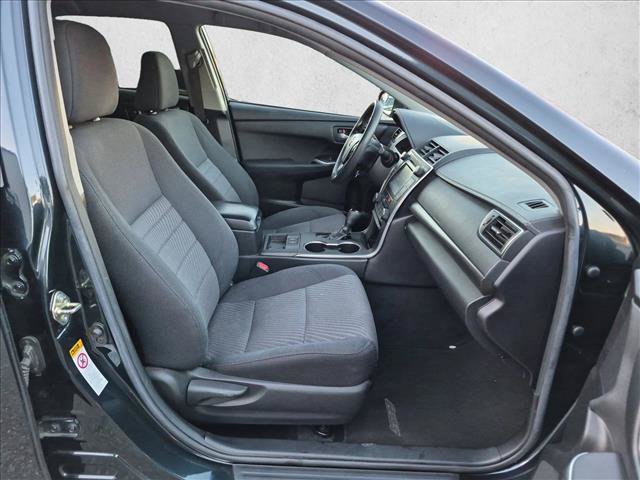 Used 2016 Toyota Camry LE FWD image 13
