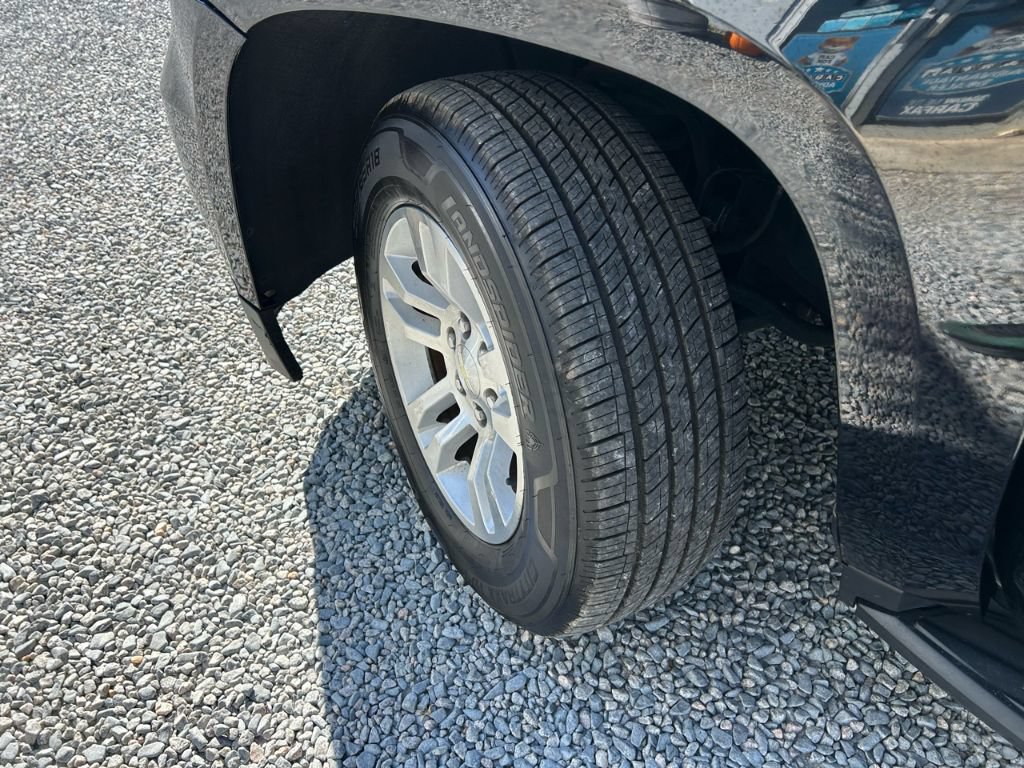 Used 2017 Chevrolet Tahoe LT RWD image 24