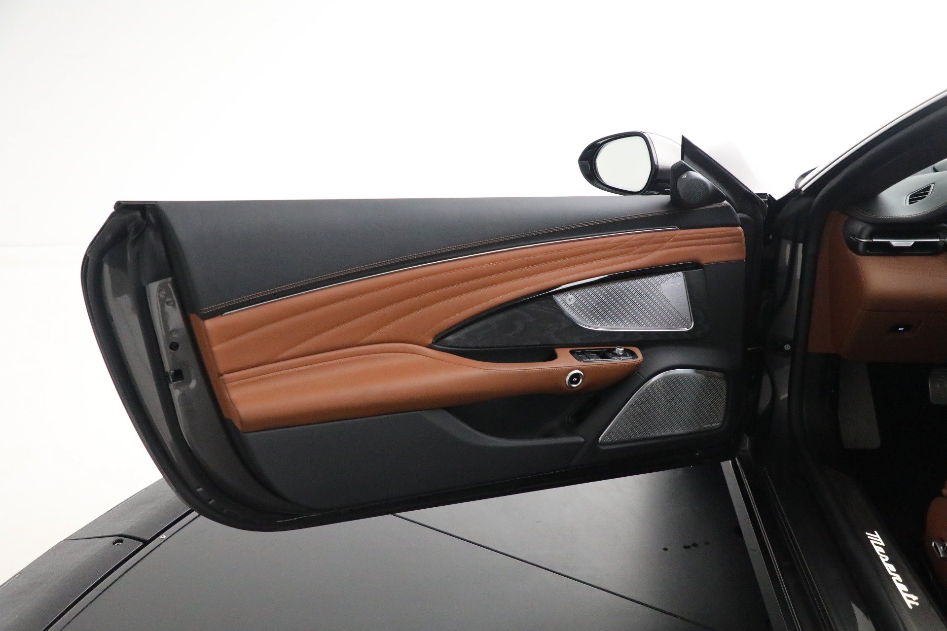 Certified 2024 Maserati GranTurismo Modena AWD/4WD image 25