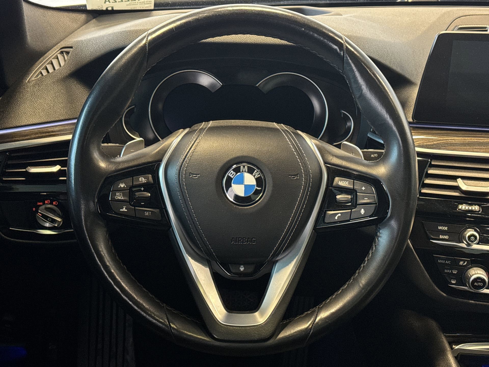 Used 2019 BMW 540i xDrive AWD/4WD image 13