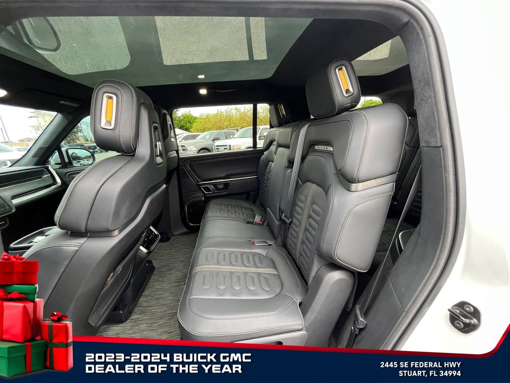 Used 2023 Rivian R1S Adventure image 12