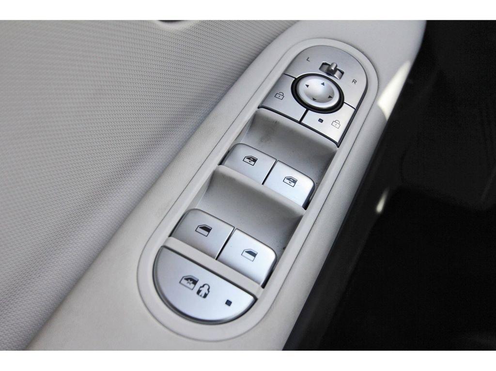 Certified 2024 Hyundai Ioniq 5 SEL image 25