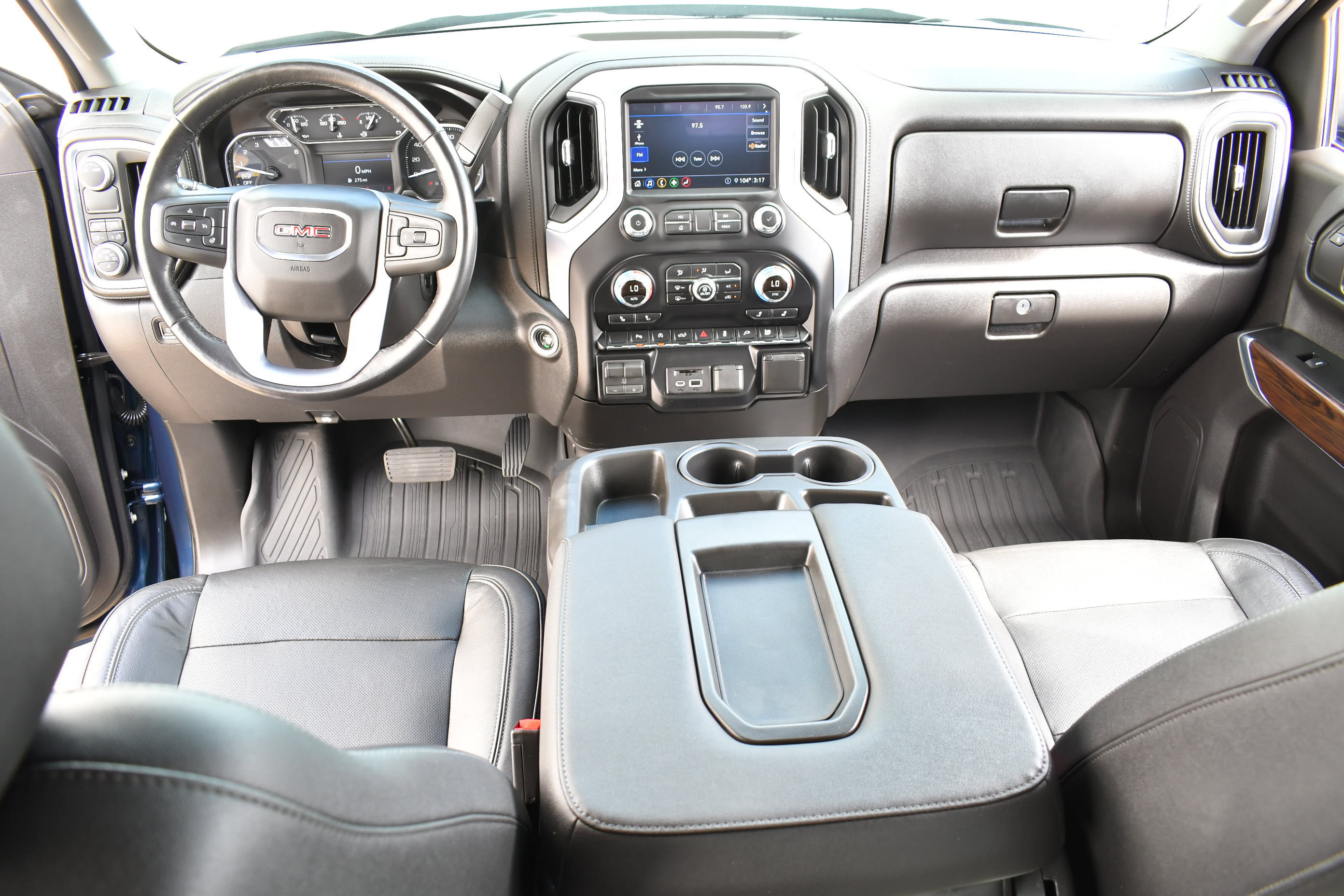 Used 2020 GMC Sierra 1500 SLT w/ Driver Alert Package I RWD image 16