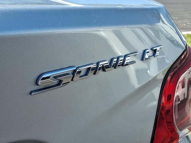 Used 2015 Chevrolet Sonic LT FWD image 22