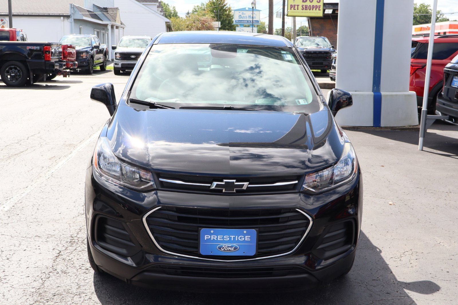 Used 2020 Chevrolet Trax LS w/ LPO, Protection Package FWD image 9